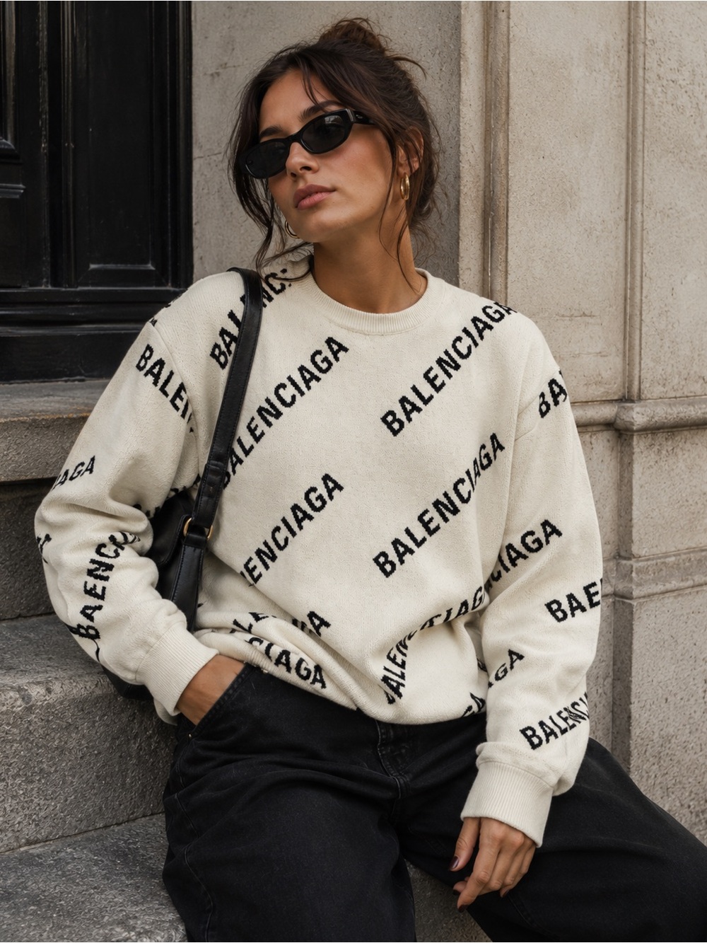 Balenciaga logo sweater unisex